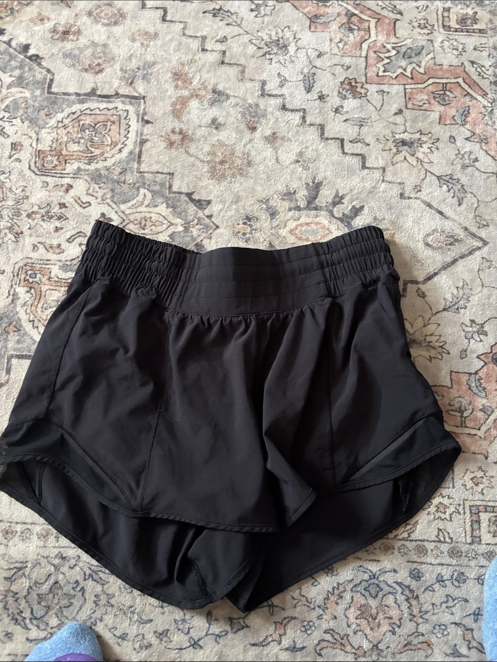 Lululemon Hr hotty hot 2.5”